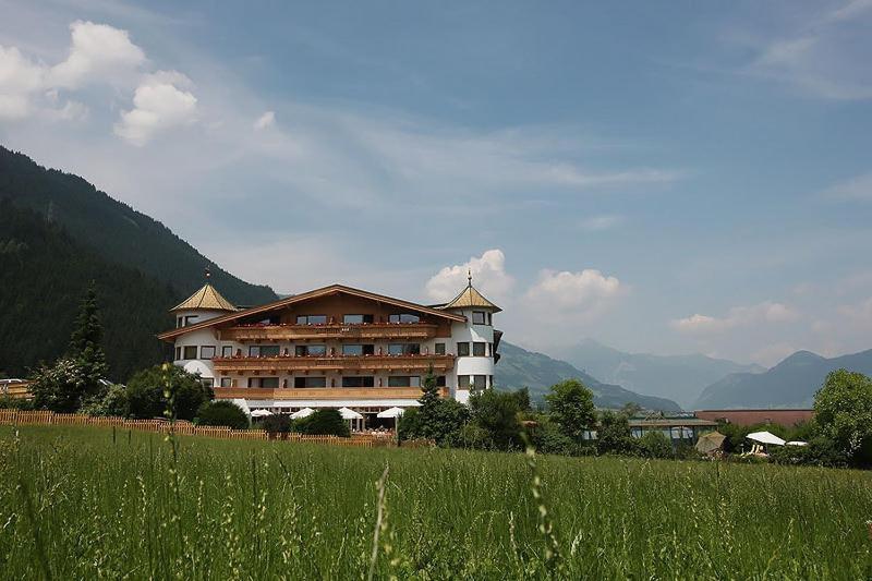 Hotel Magdalena Im Zillertal - Urlaub Mit Hund Рид-им-Циллерталь Экстерьер фото