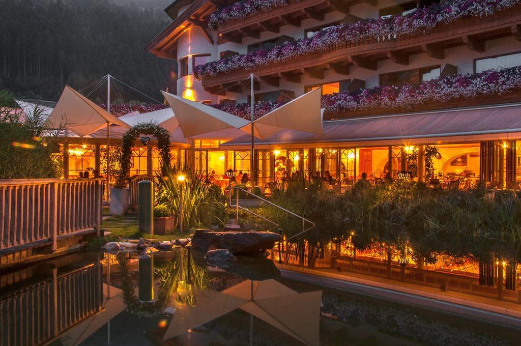 Hotel Magdalena Im Zillertal - Urlaub Mit Hund Рид-им-Циллерталь Экстерьер фото