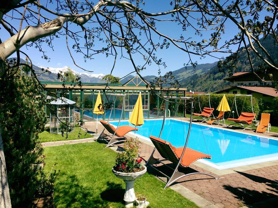 Hotel Magdalena Im Zillertal - Urlaub Mit Hund Рид-им-Циллерталь Экстерьер фото