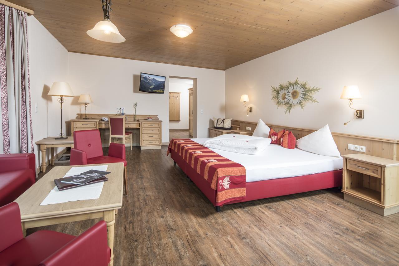 Hotel Magdalena Im Zillertal - Urlaub Mit Hund Рид-им-Циллерталь Экстерьер фото