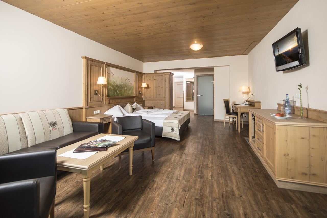 Hotel Magdalena Im Zillertal - Urlaub Mit Hund Рид-им-Циллерталь Экстерьер фото