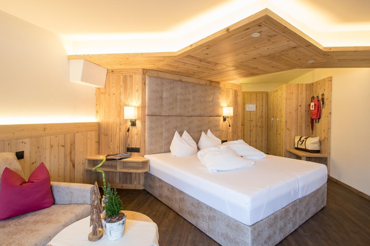 Hotel Magdalena Im Zillertal - Urlaub Mit Hund Рид-им-Циллерталь Экстерьер фото